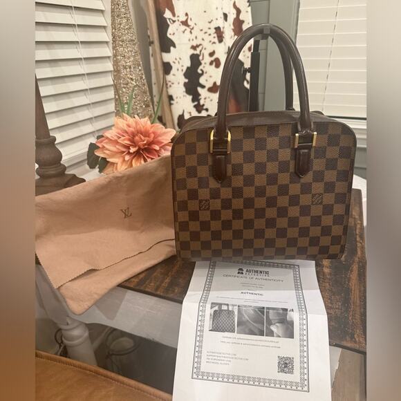 Authentic Louis Vuitton Damier Ebene Triana Leather Handbag VI0094 w/COA - Picture 2 of 16